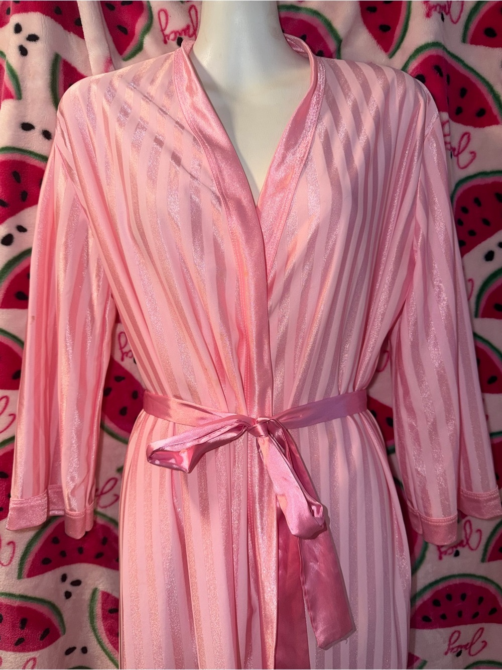 🩷 Vintage Striped Long Robe - Picture 2 of 12